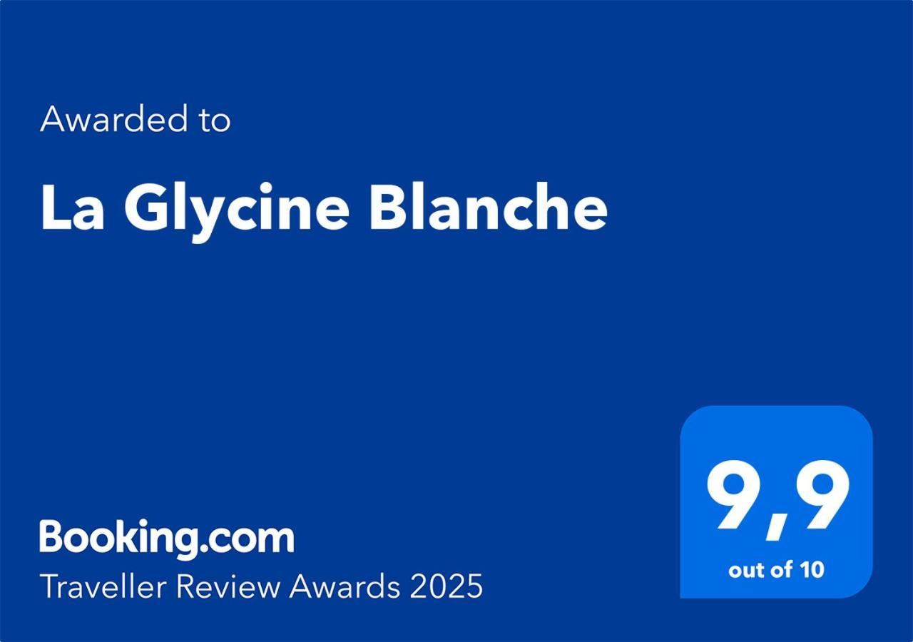 Pomas La Glycine Blanche酒店 外观 照片